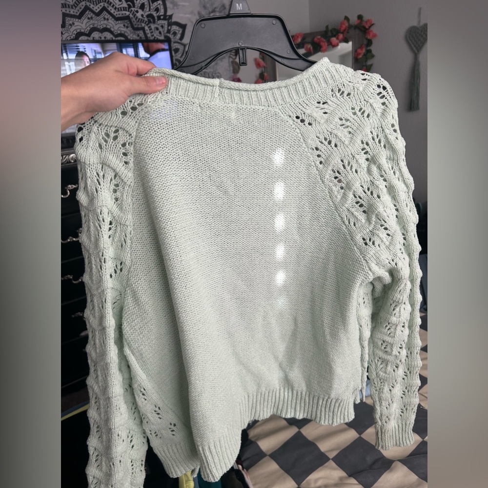 Cardigan size medium - Picture 2 of 2